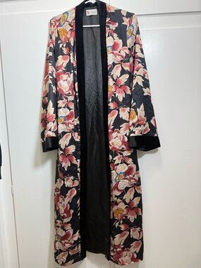 Latiste Floral Black Long Kimono Robe with Pink & Cream Blooms